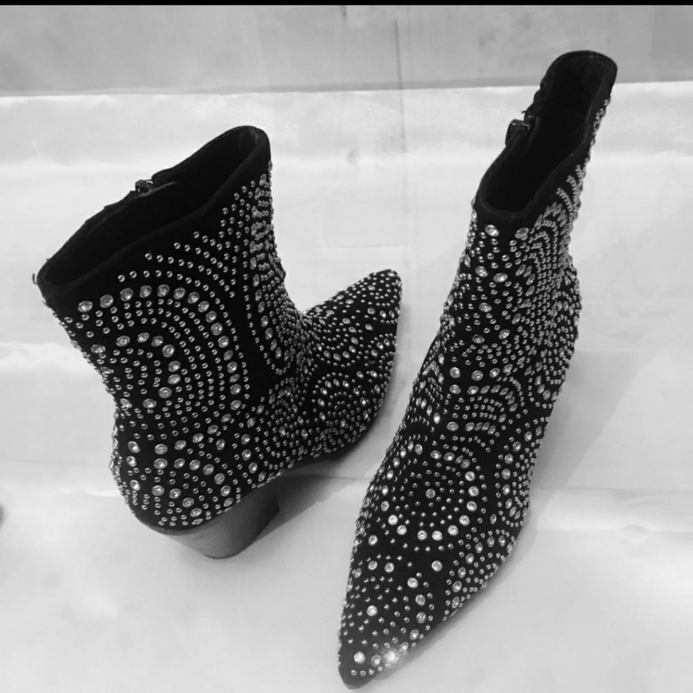 Beautiful boot 👢 - Picture 2 of 2